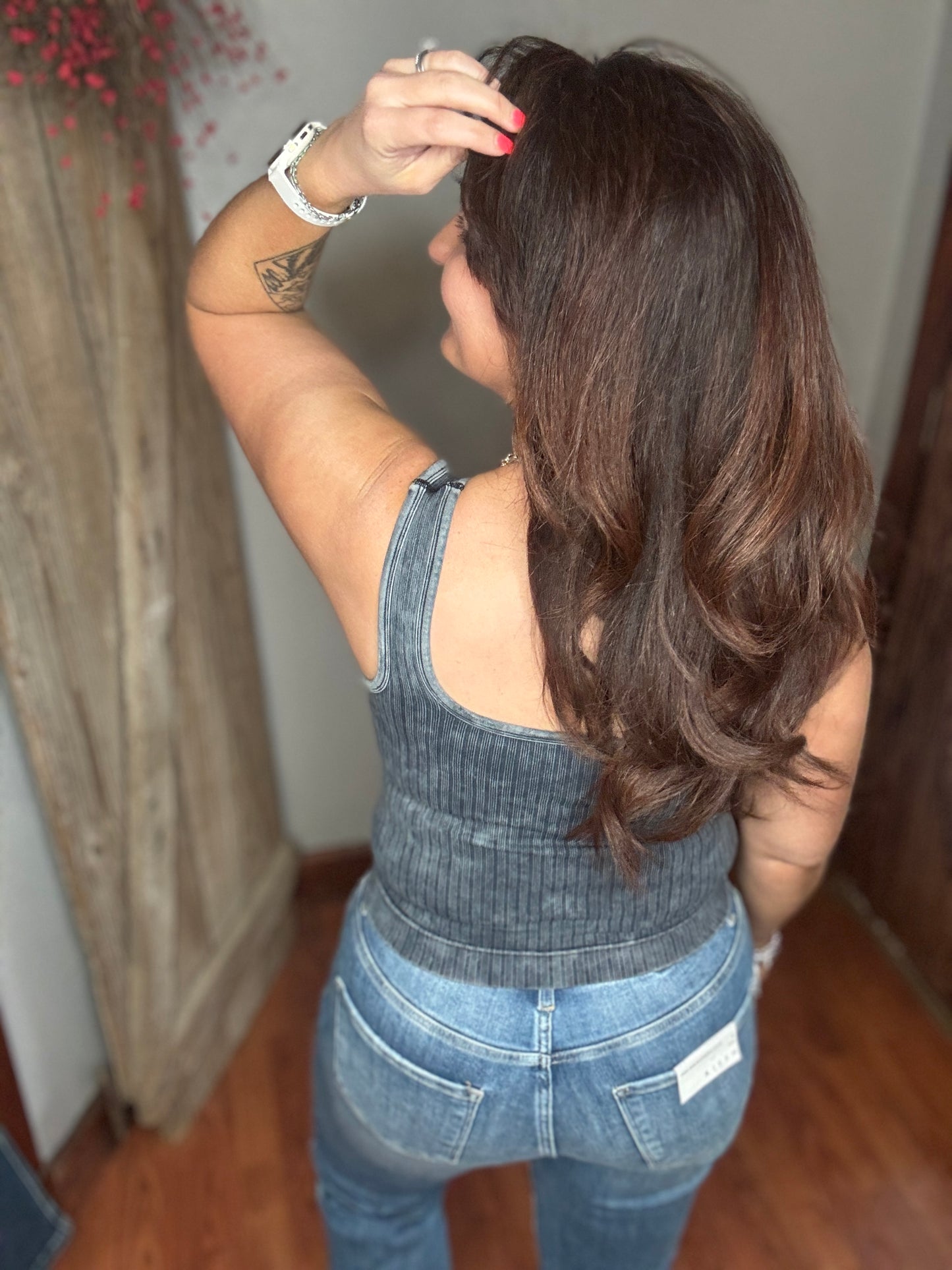 The Two Way Fade Tank