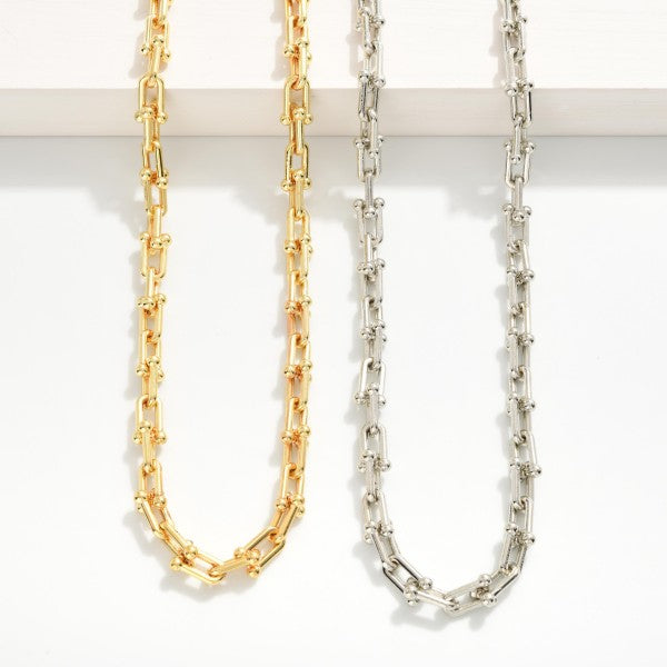 U Chain Link Necklace