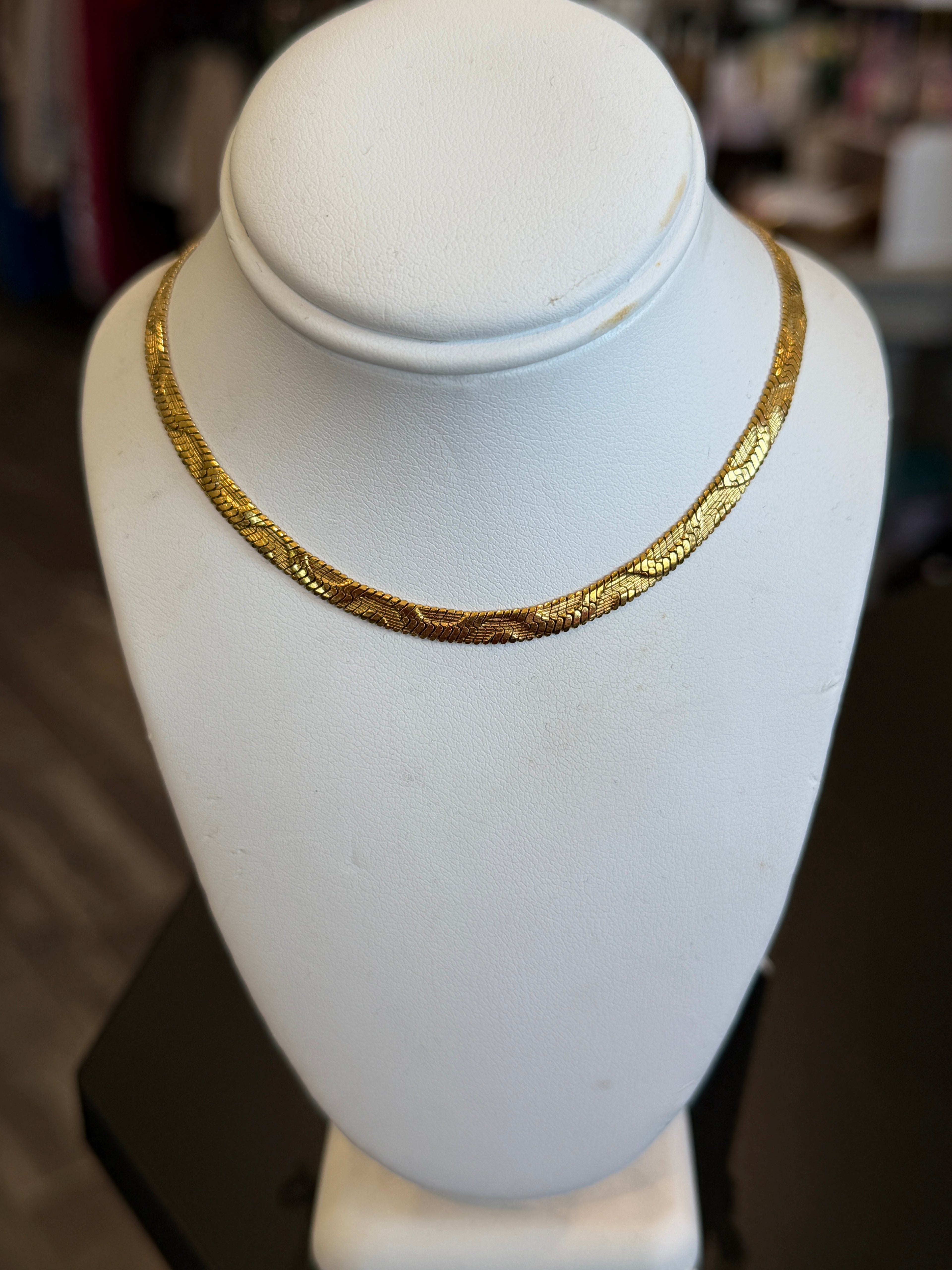 Sleek & Chic Chain