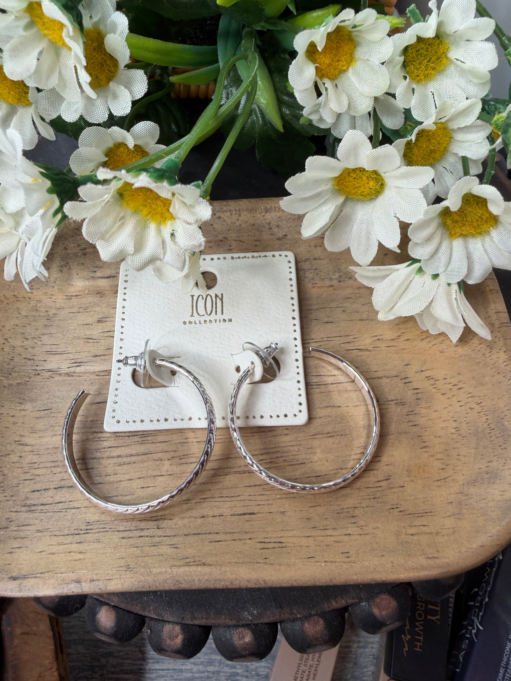 Twist & Shine Hoops