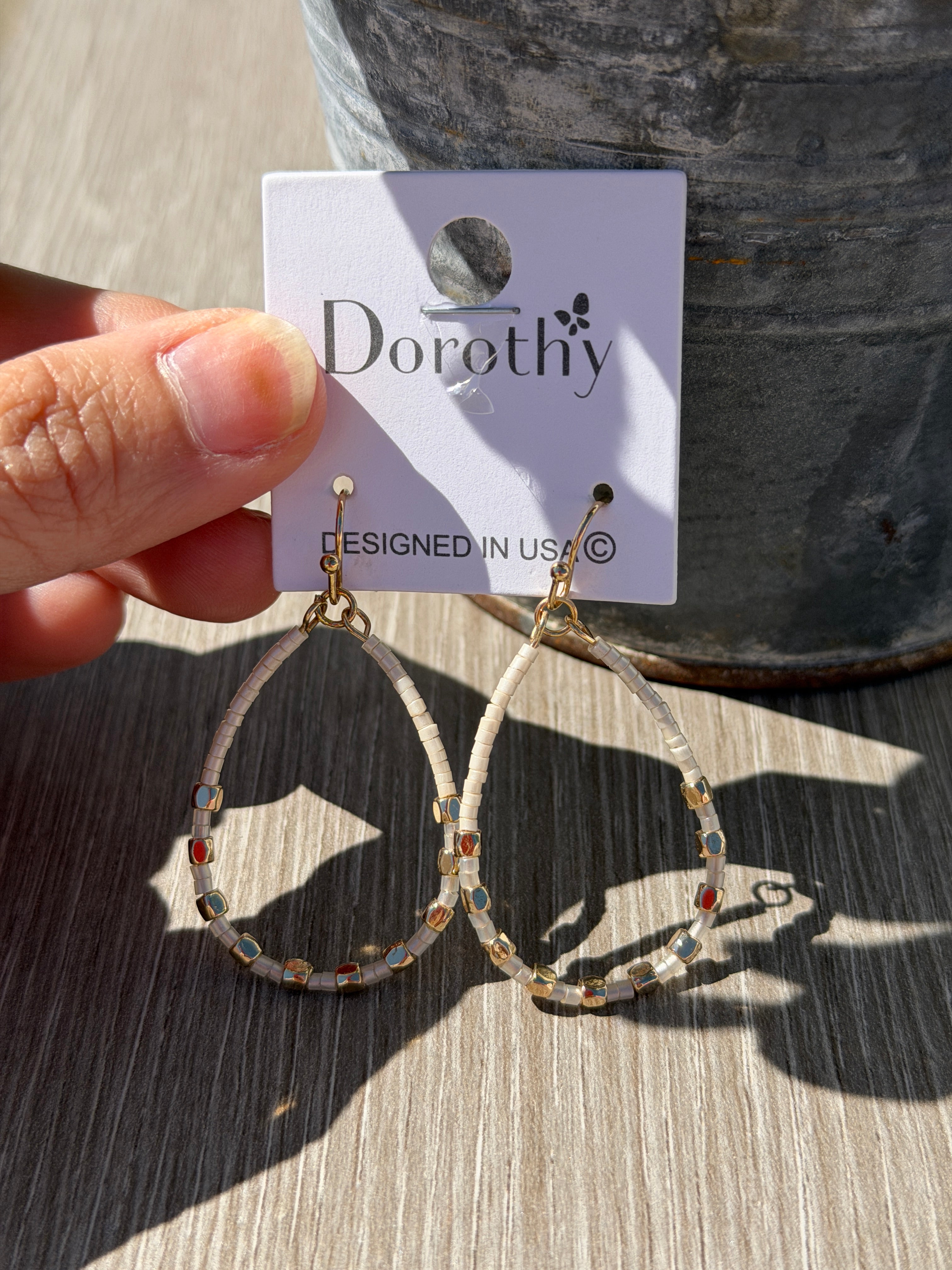 Sand Dollar Sparkle Earring