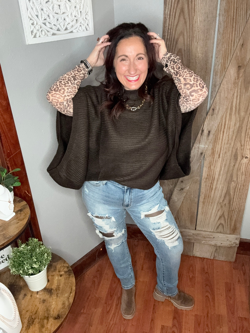 Meg Pullover Poncho Chocolate