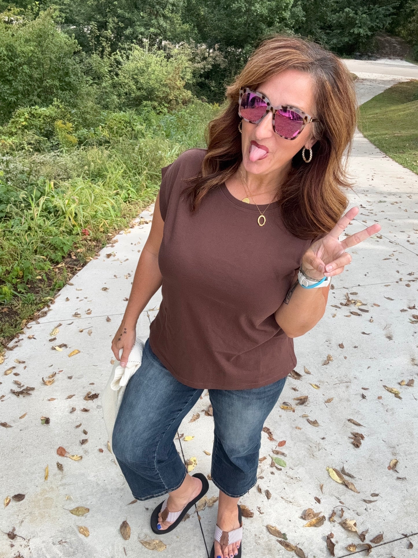 Simply Styled Tee Chocolate