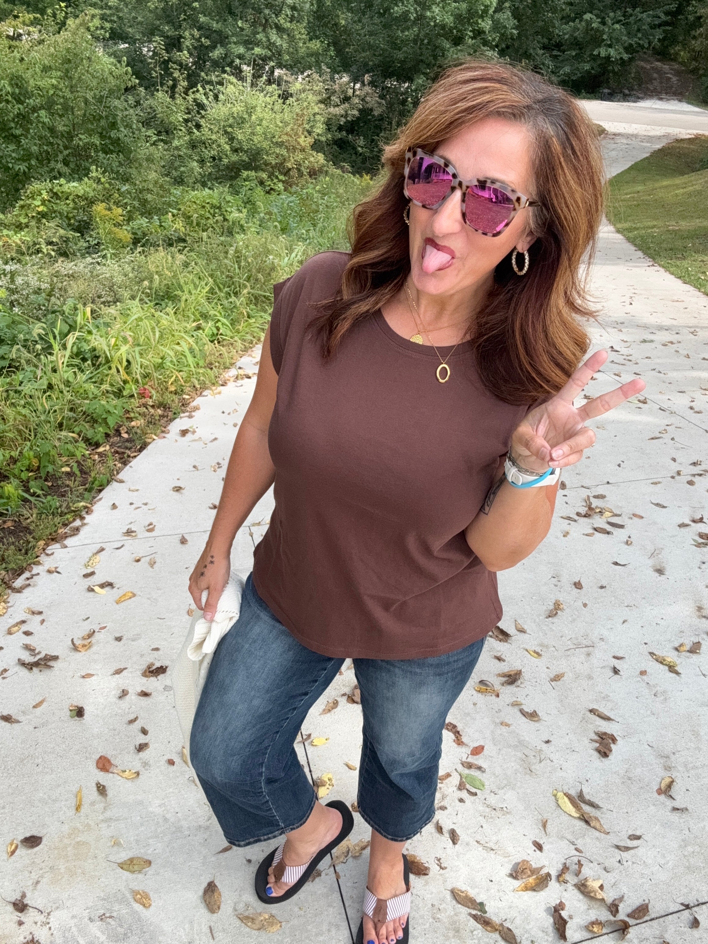 Simply Styled Tee Chocolate