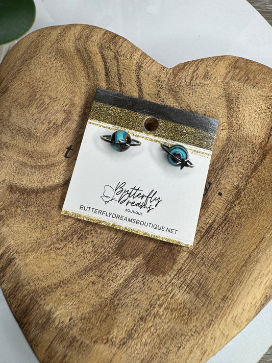 Cosmic Orbit Studs