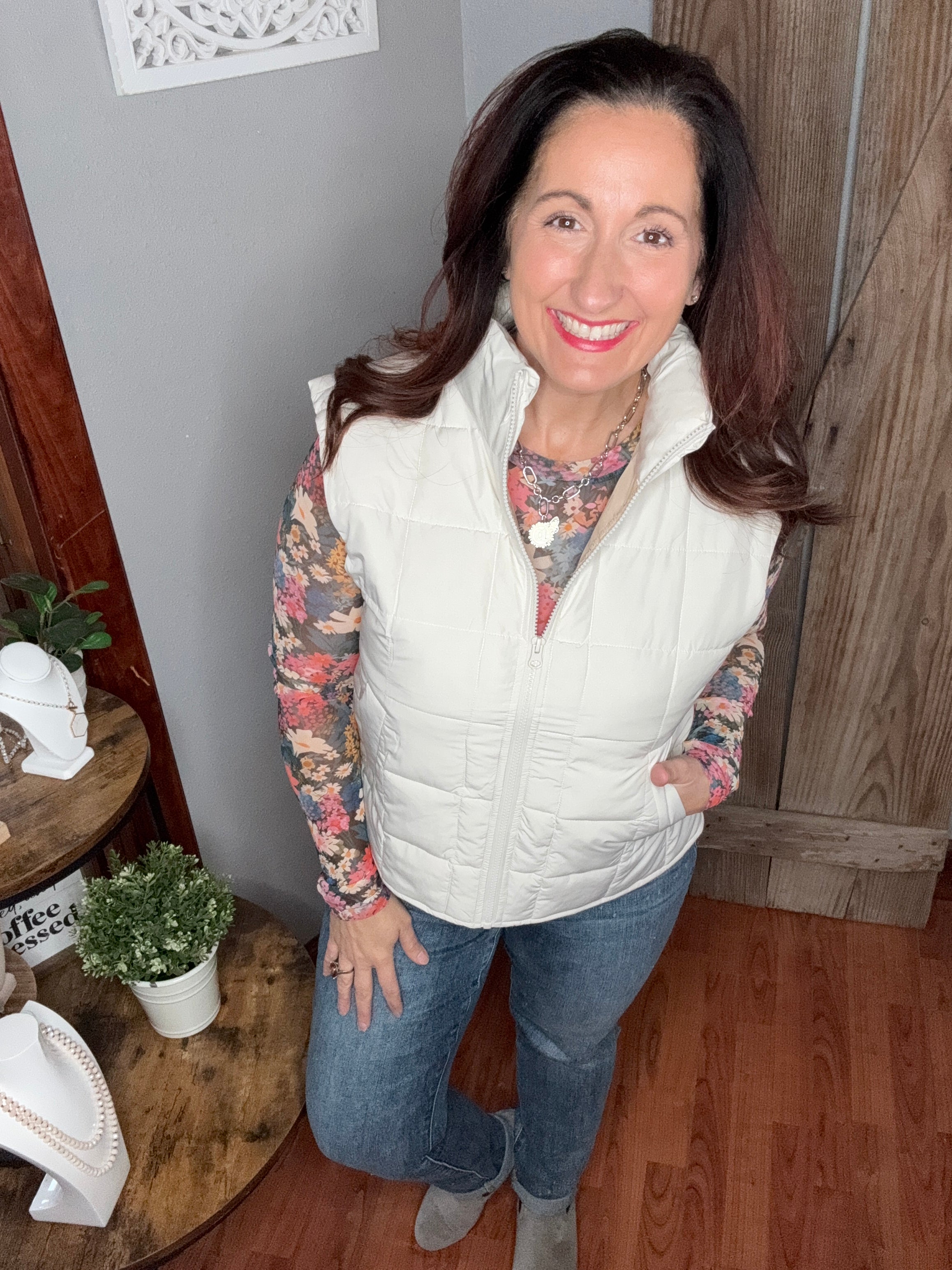 Chic Puffer Vest Ivory