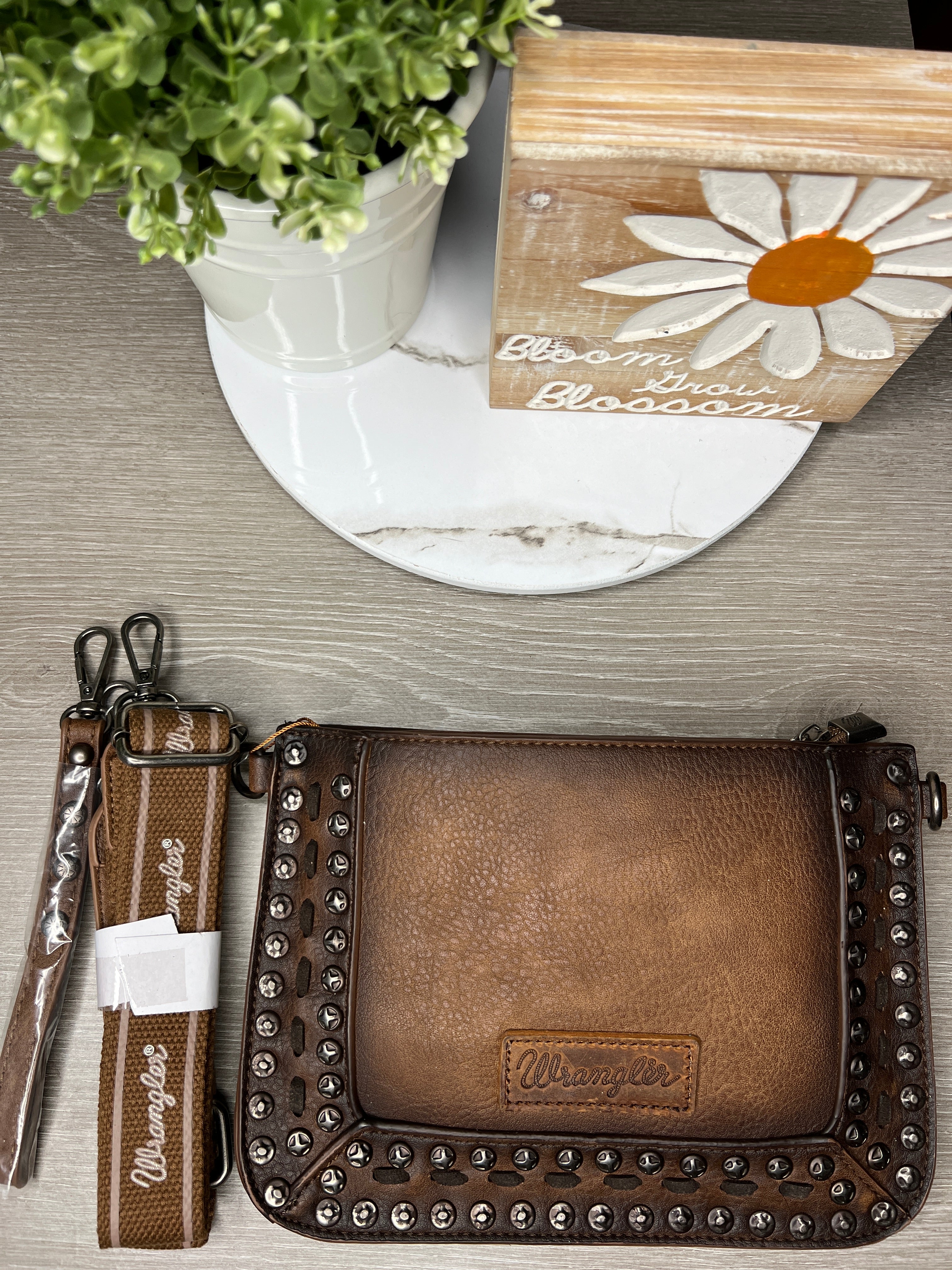 Wrangler Rivets Crossbody