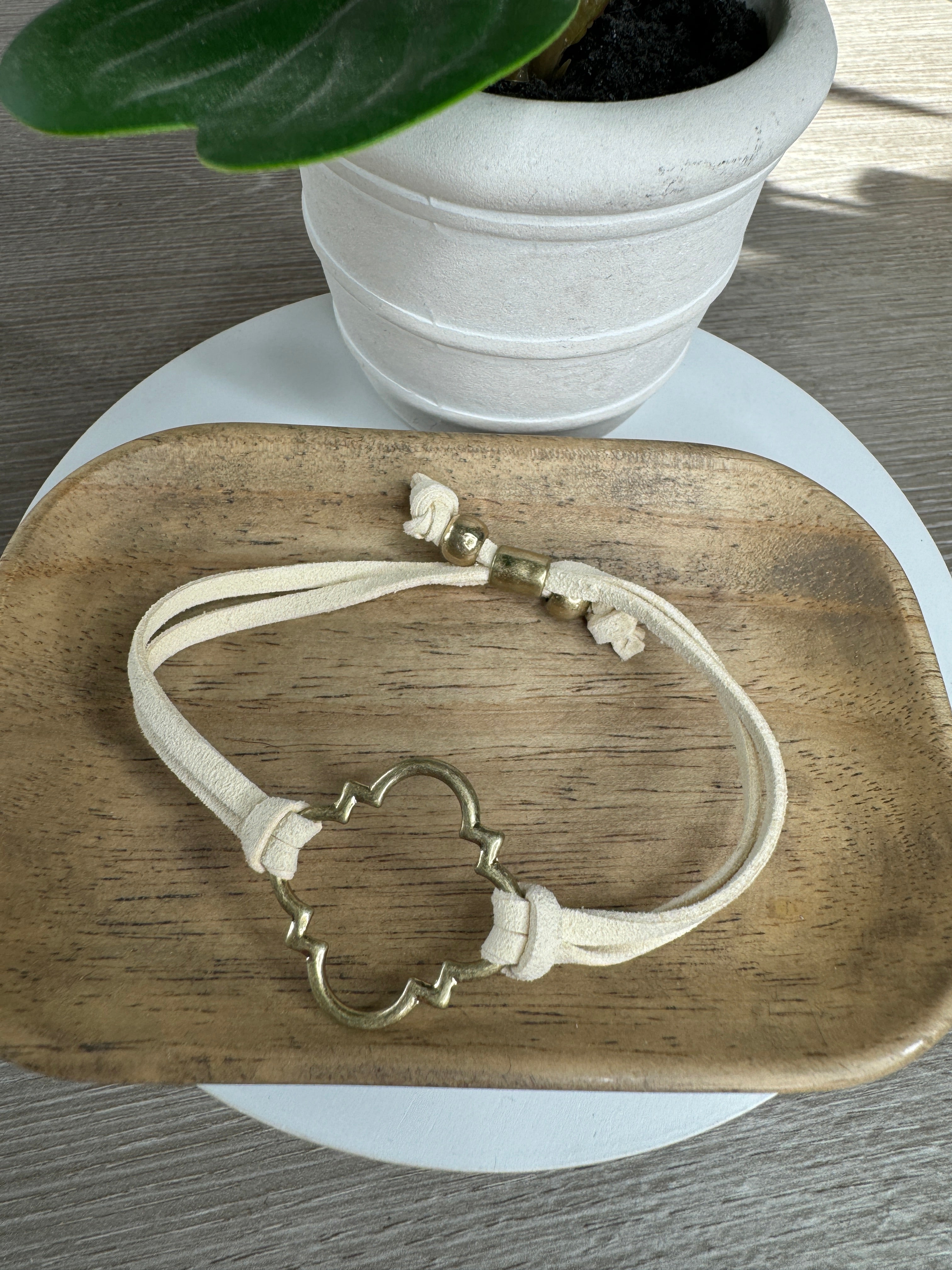 Leather Clover Bracelet