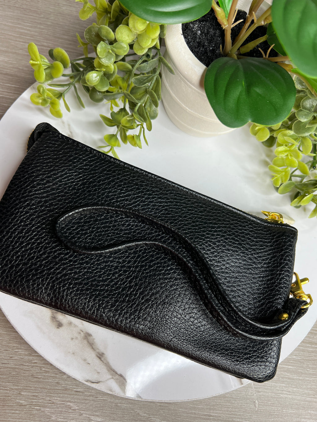 The Perfect Wristlet Wallet