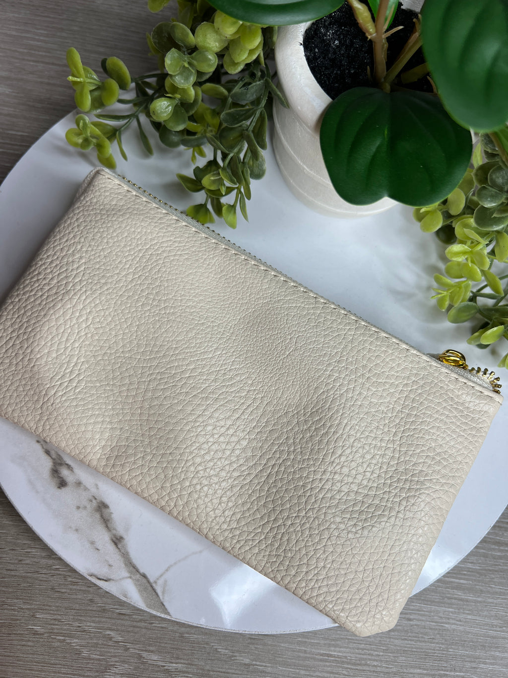 The Perfect Wristlet Wallet