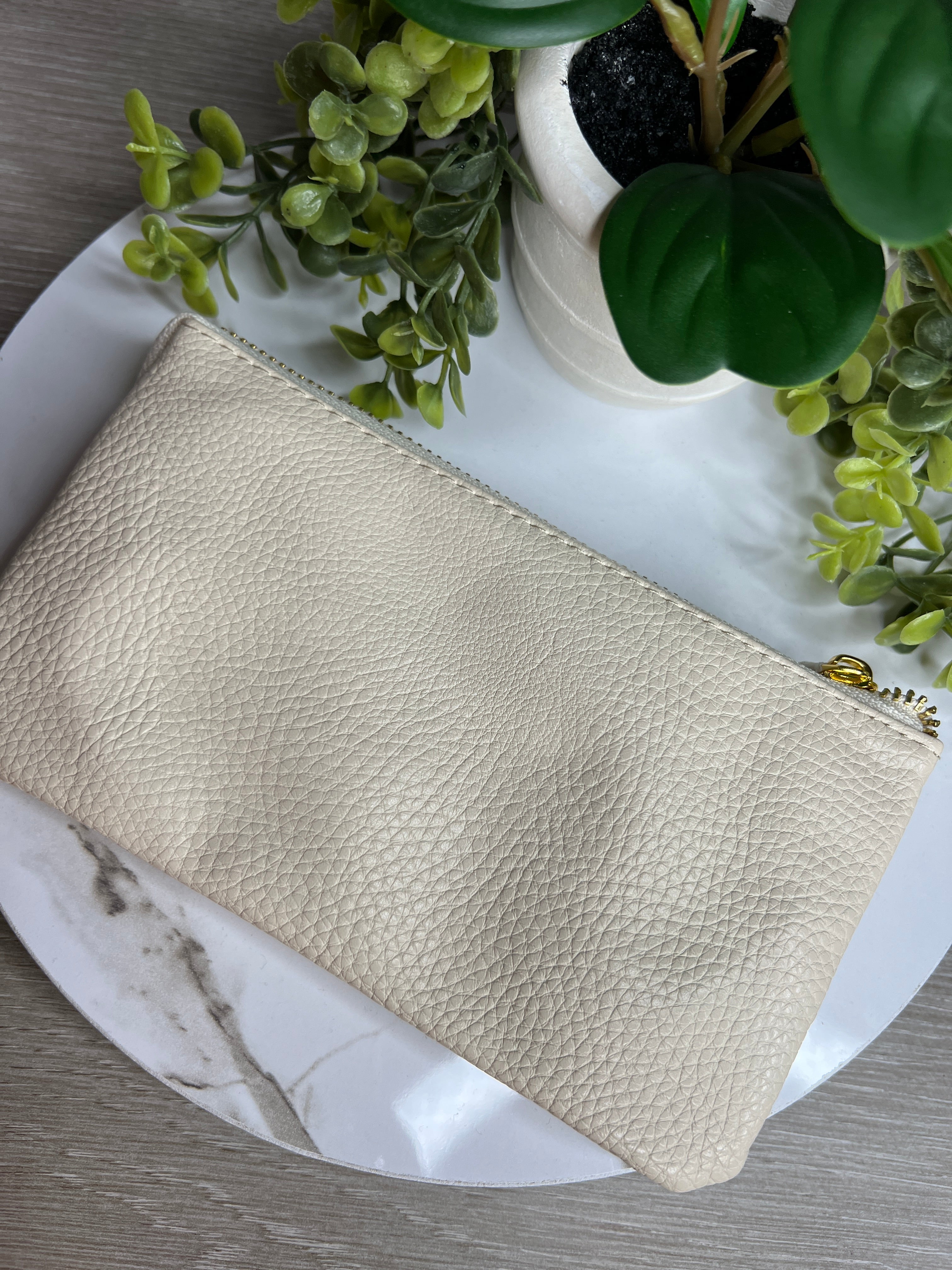 The Perfect Wristlet Wallet