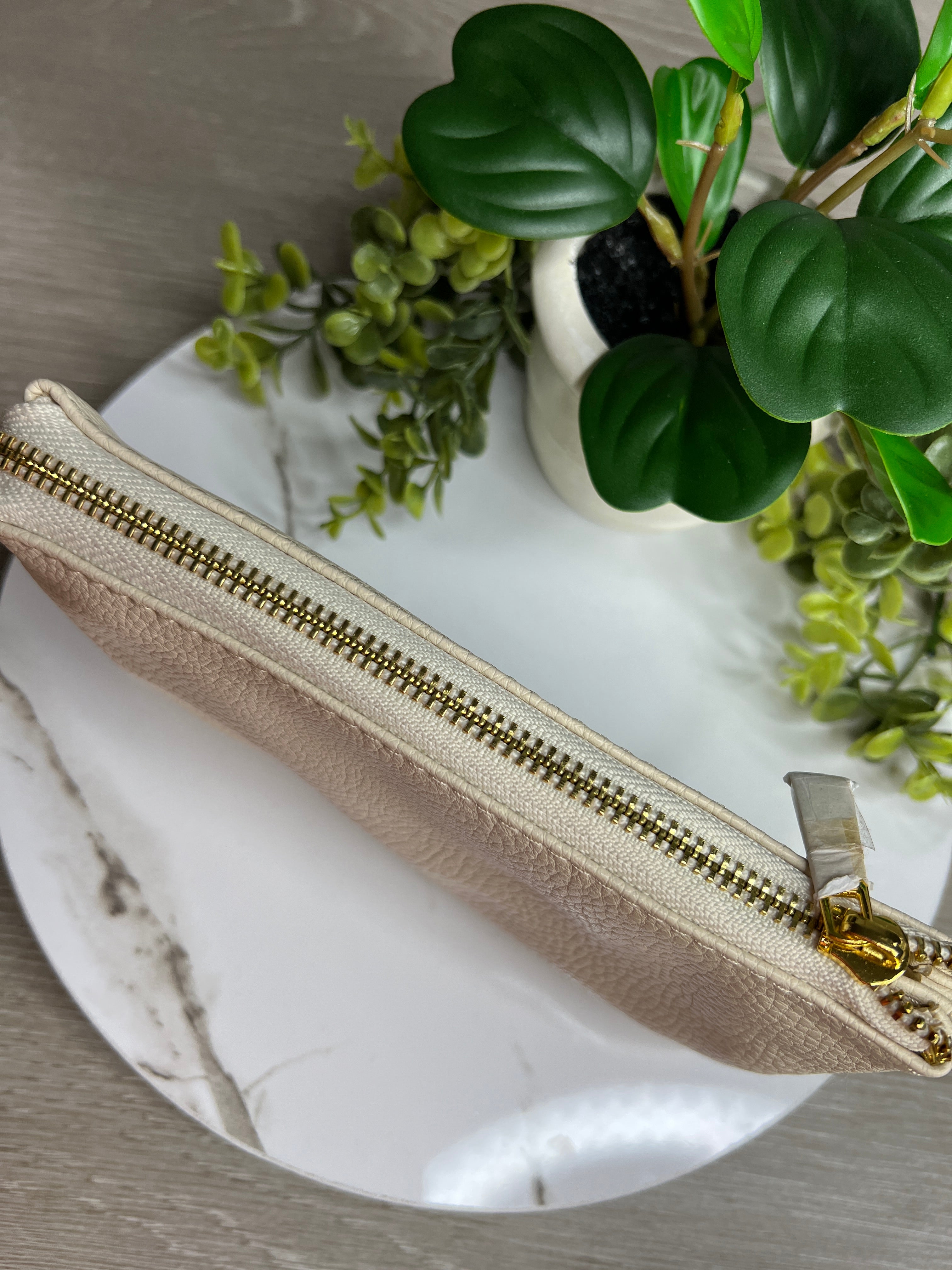 The Perfect Wristlet Wallet