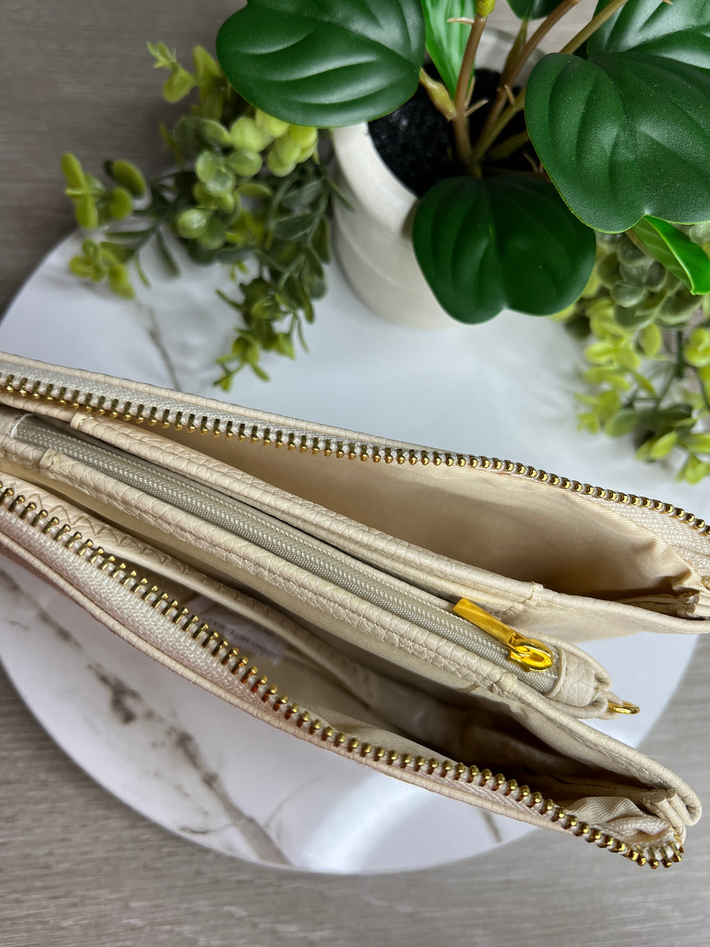 The Perfect Wristlet Wallet